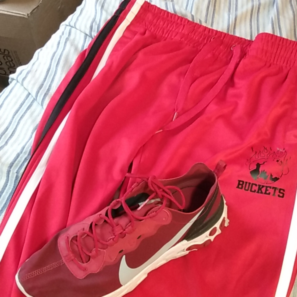 Buckets Swet pants - Picture 2 of 3